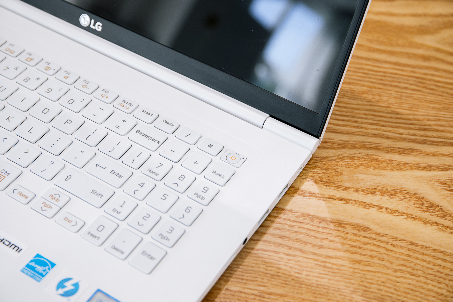 lggram14寸和16寸的差别,lggram轻薄本系列