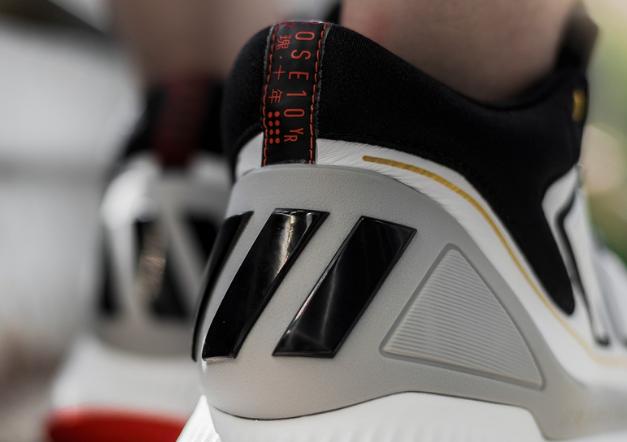 罗斯最近上脚篮球鞋,罗斯近期上脚球鞋