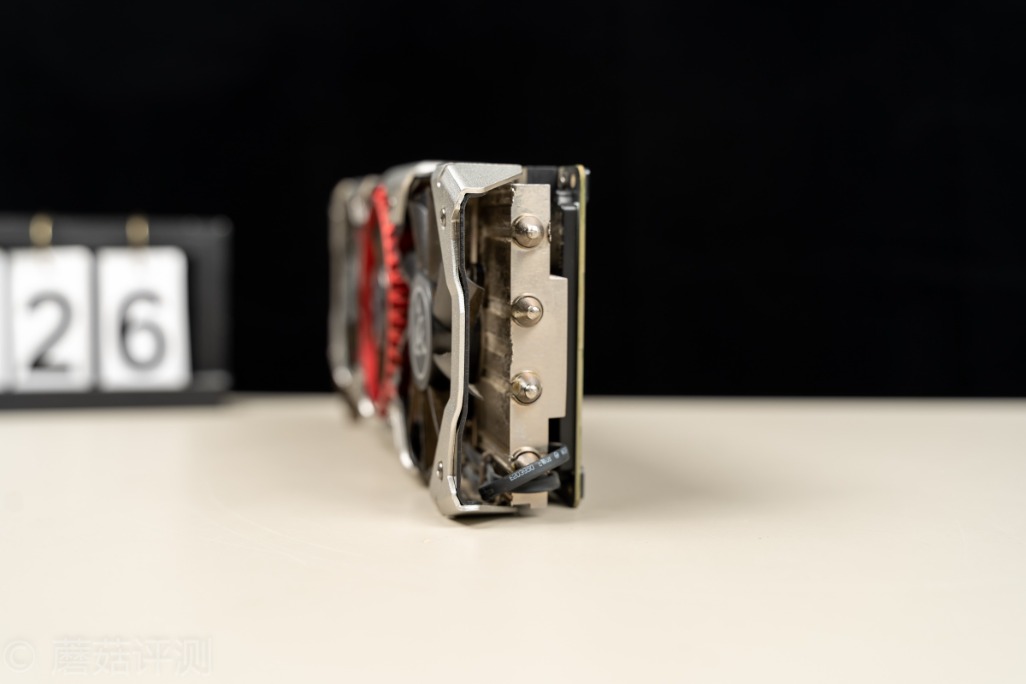 七彩虹1060二手显卡,3080显卡二手值得买吗