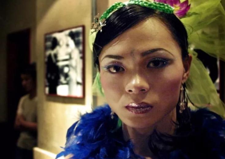 “变性人”李二毛，为爱变“女人”却惨遭抛弃，受尽屈辱悲惨离世