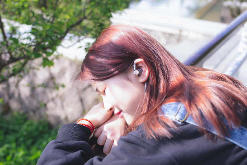 情怀平头塞新品,15mm大振膜,可换线设计,1099元的它你会喜欢吗