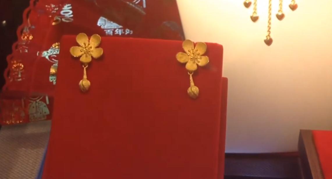 中式婚礼火遍抖音,中式婚礼爆火