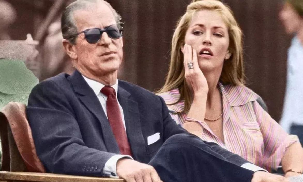 英国皇室查尔斯和戴安娜,英国女王和查尔斯日常