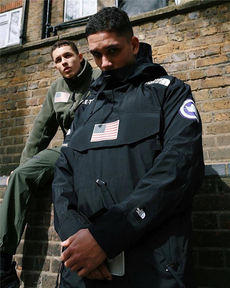 鹿晗谈公布恋情，现身北京胡同准备神秘节目