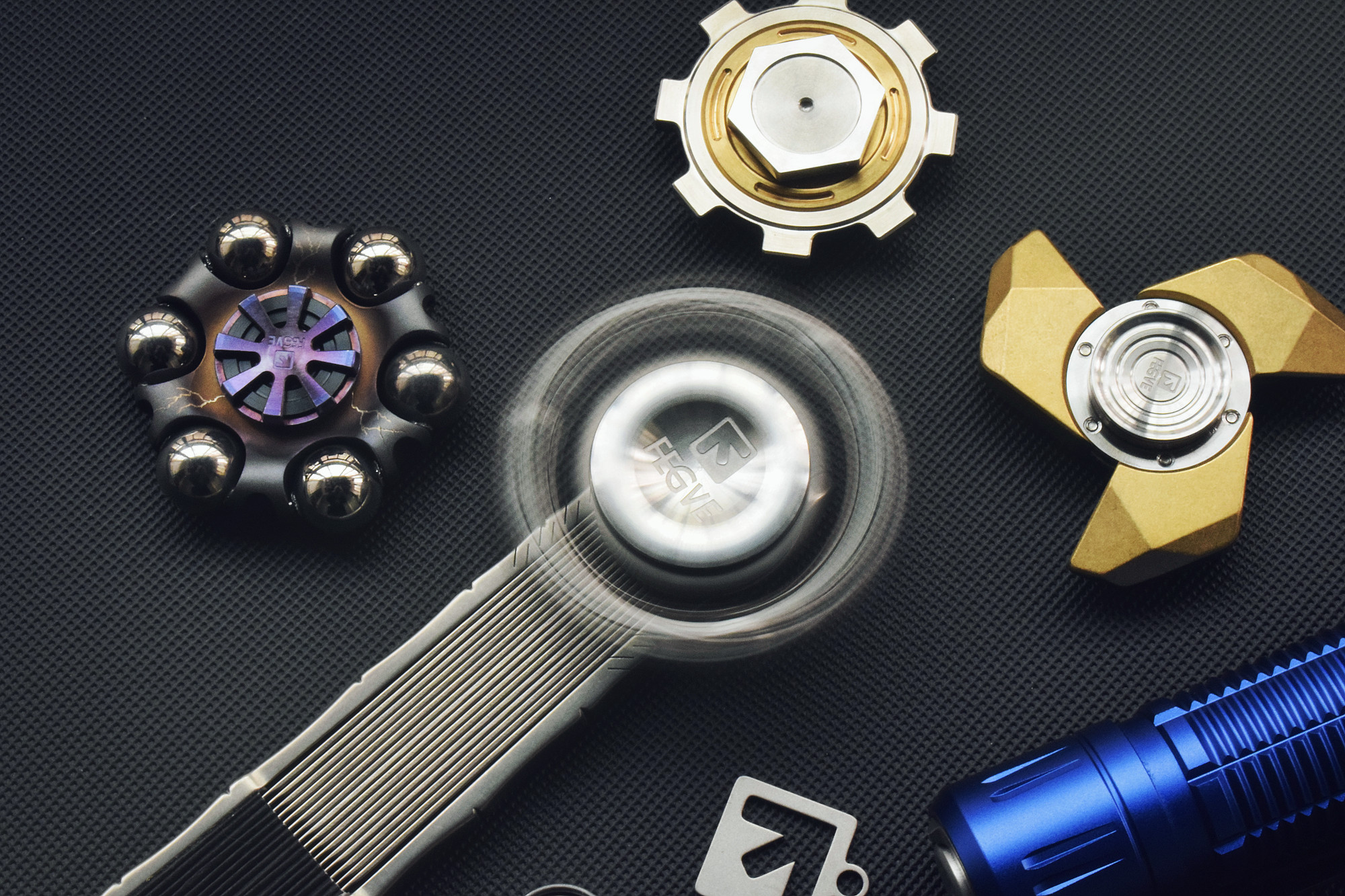 变是一种常态，亦是丛林法则！FEGVE随变2指尖陀螺赏玩