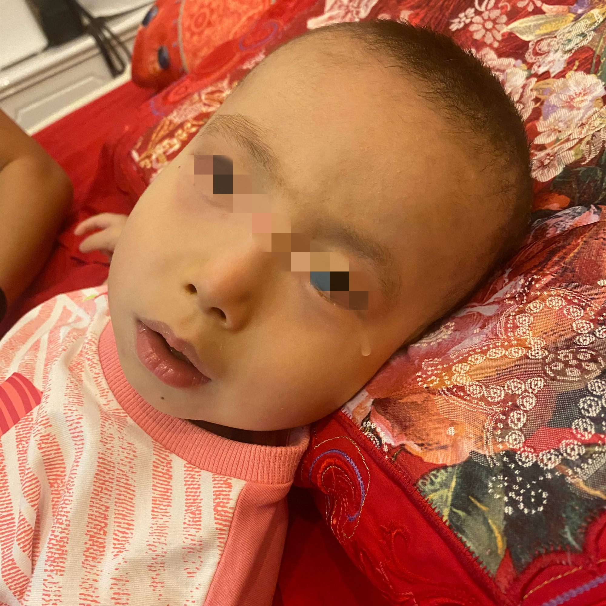 罕见病父亲自研药救孩子,孩子罕见病父亲为其制作药物