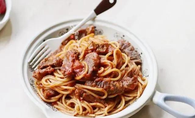 中国妈妈和日本妈妈比赛晒早餐，网友：真羡慕，难怪幸福感满满