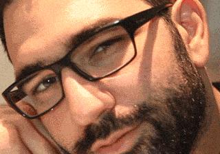 旋转式电动剃须刀刮胡子教程 (旋转剃须刀刮胡子)