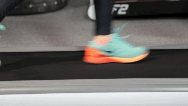 2000元左右跑步机哪个性价比高,2000左右可以看电视的跑步机推荐