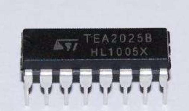 便携式老人浪庭音响有噗噗噗杂音故障维修