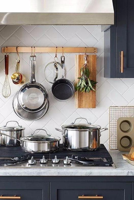 雪平锅和铸铁锅的区别,不锈钢雪平锅304加厚家用