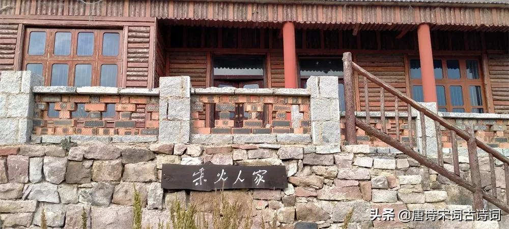 深山藏幽谷小桥无人家,深山美景藏不住小村庄