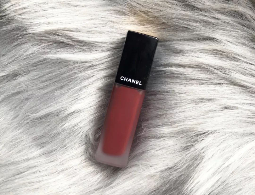 强势吊打405，阿玛尼这支新色你一定要有