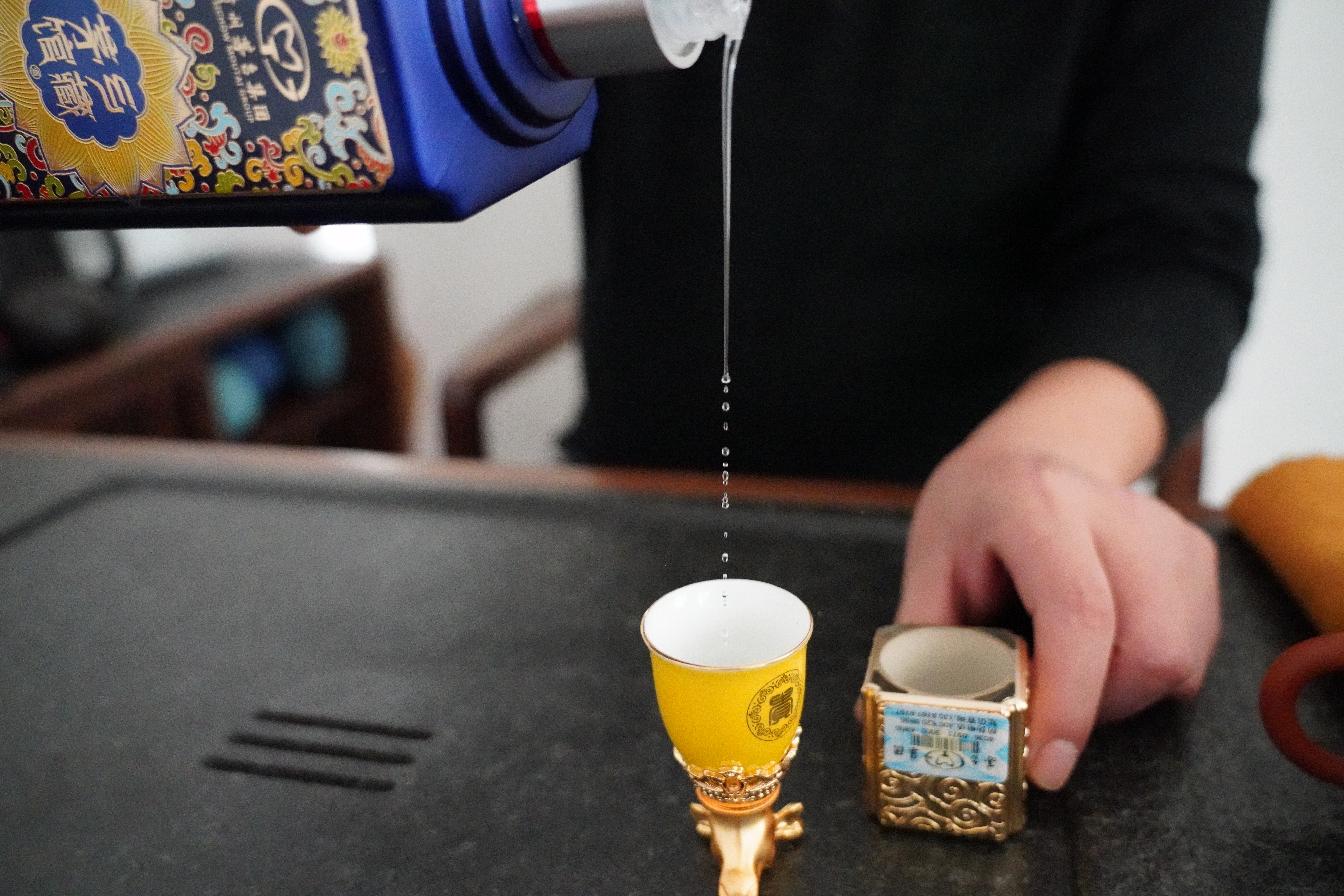 老秦说酒：测评茅系新秀茅乡馆藏