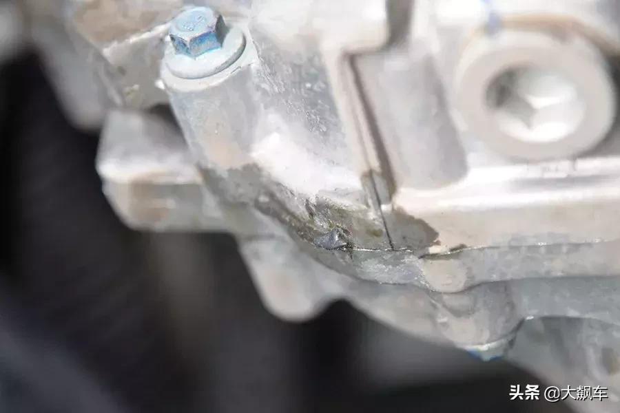 渗油、生锈、铁油箱，悬架换成铝合金