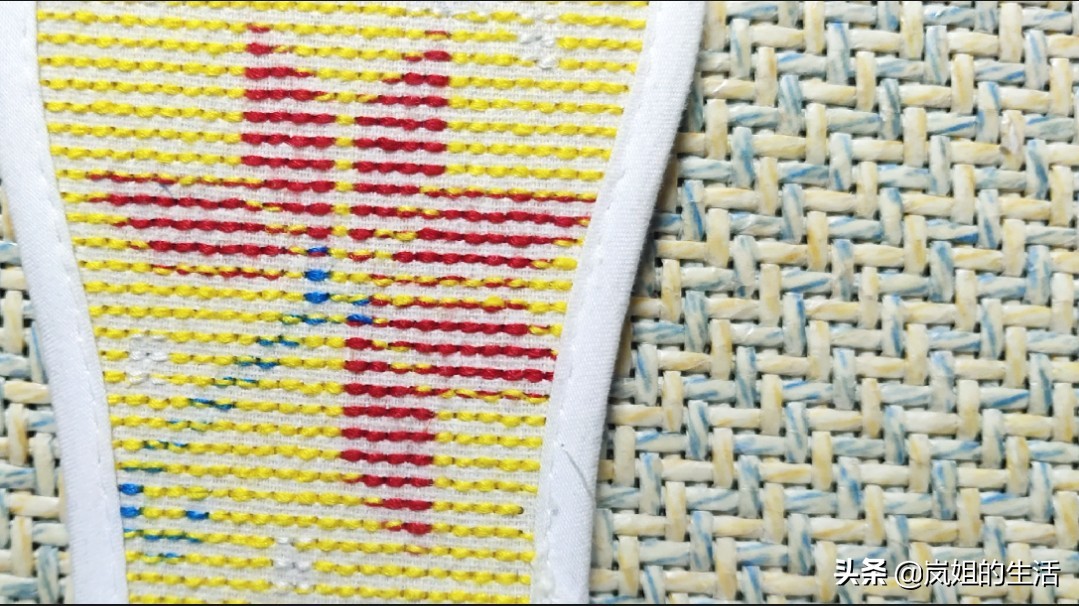 龙凤呈祥十字绣鞋垫背面,十字绣鞋垫背面半针怎么办