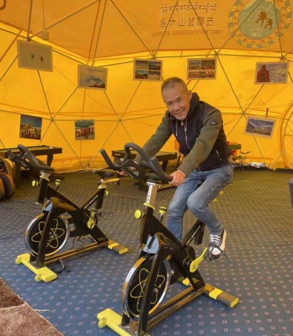 王石的发家致富之路,70岁的王石做了哪些生意