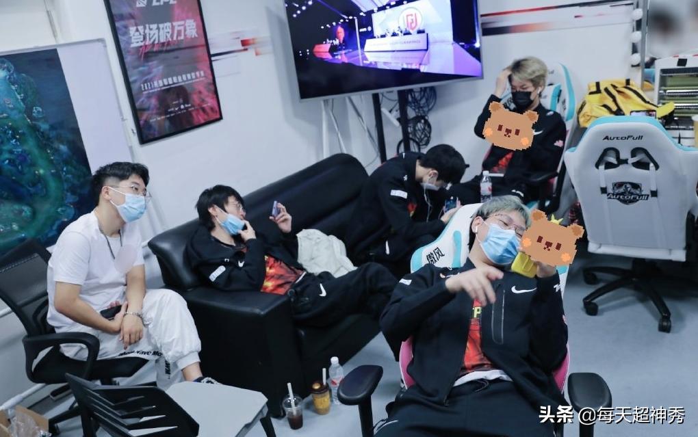 Prince被低估了？王者局斩5连胜，还带GimGoon躺赢