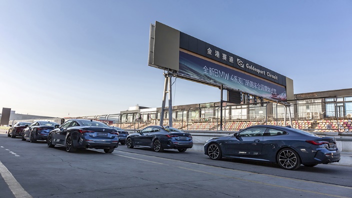 全新一代宝马4系最新消息,最新款宝马一系试驾感受