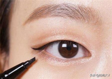 单眼皮眼妆怎么画显大又干净女生,单眼皮的女生应该怎样画眼妆图片