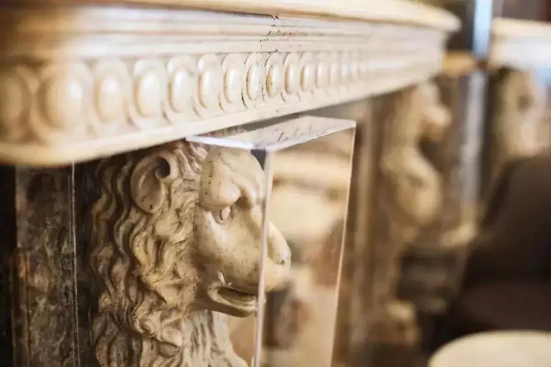 星巴克百年建筑,星巴克翻新