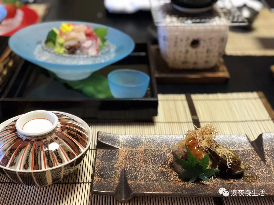 未见富士,幸运依在-秀峰阁湖月