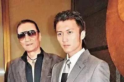 谢霆锋罕见谈感情,下意识的一句话,终于明白他为何如此痴迷王菲