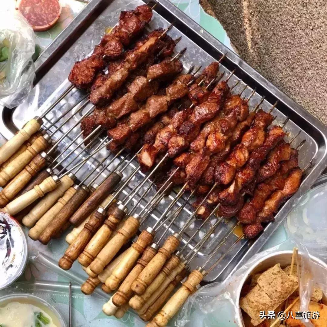 青岛最出名的吃的和玩的地方 (青岛好吃好玩的地方排行榜前十名)