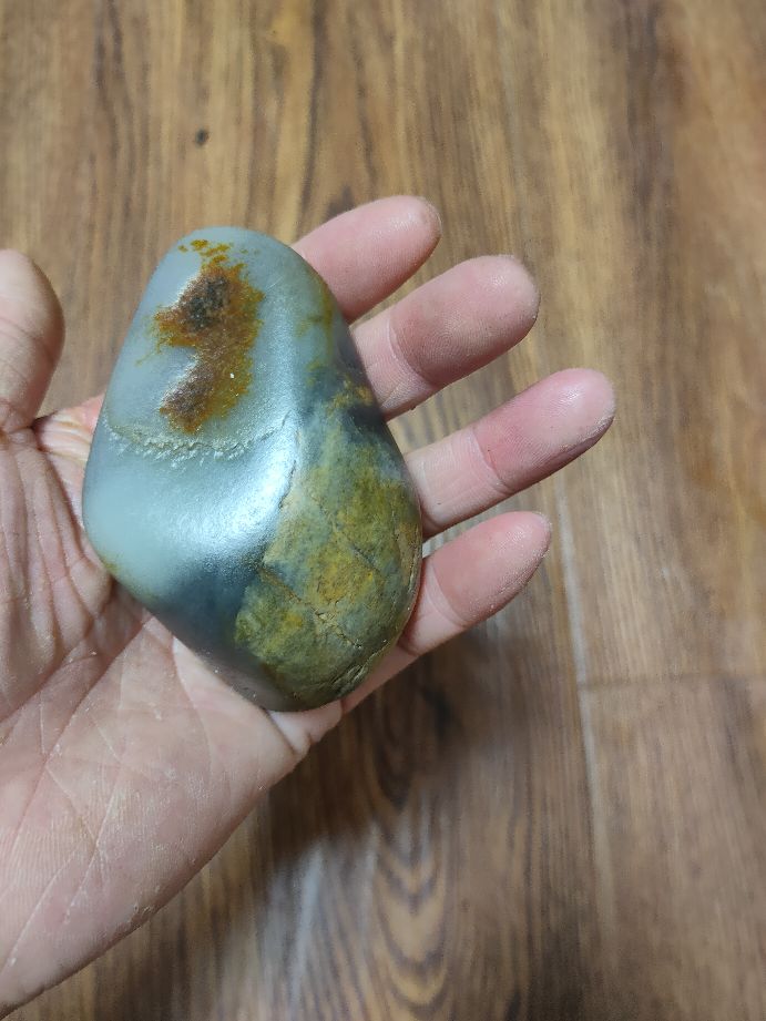 和田沙漠干坑籽料原石,和田浅青花籽料原石