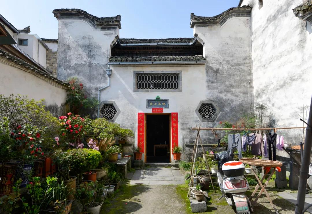 鍗冪櫨骞存潵缁忓吀鍙よ瘲,鍗冪櫨骞存潵鍙よ瘲