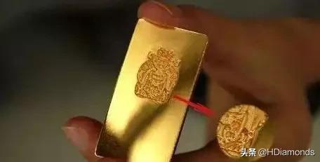 花大价钱买的黄金手镯长斑了，要去退掉吗？