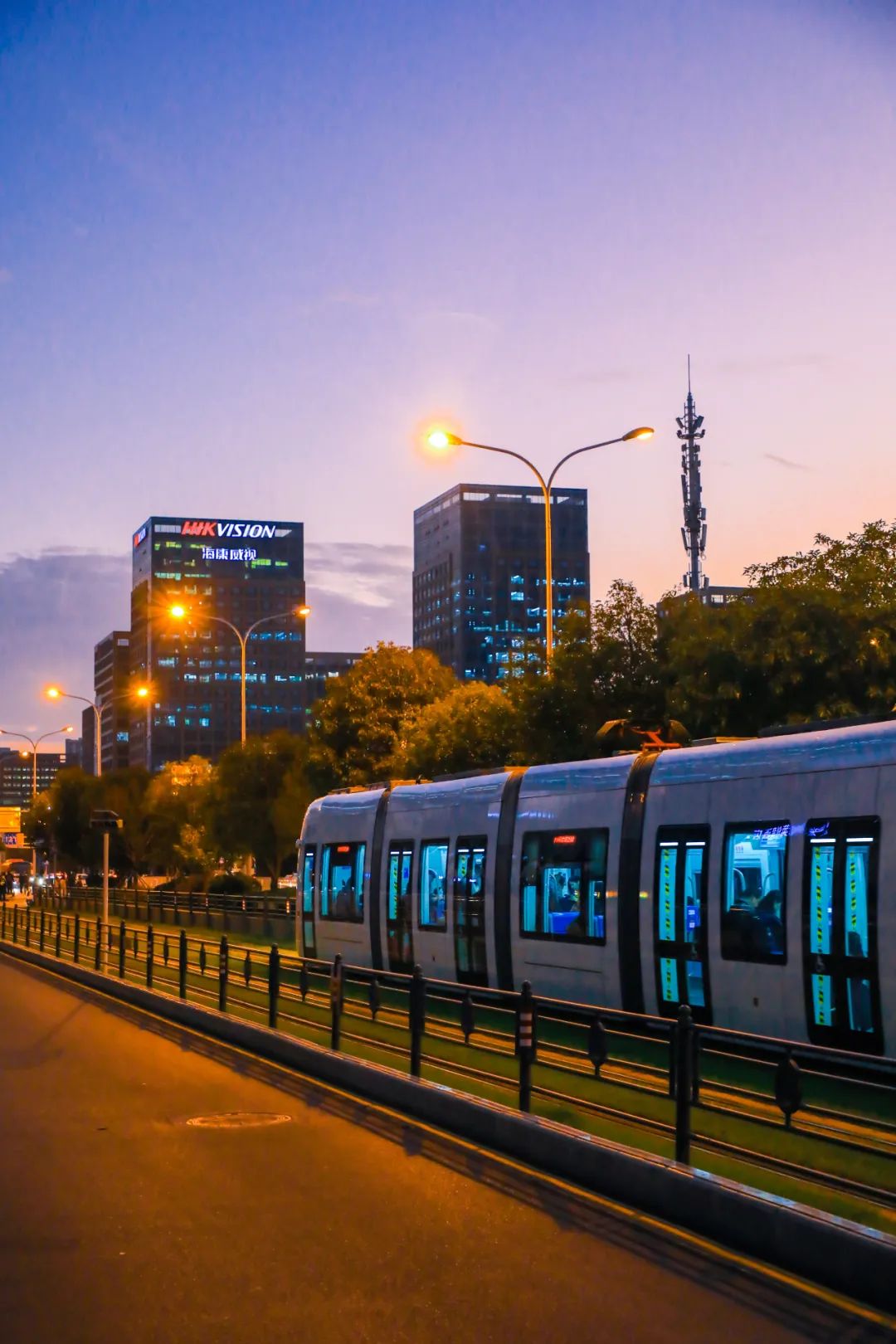 武汉1000个小区7月最新房价出炉，这几个区的房价跌了