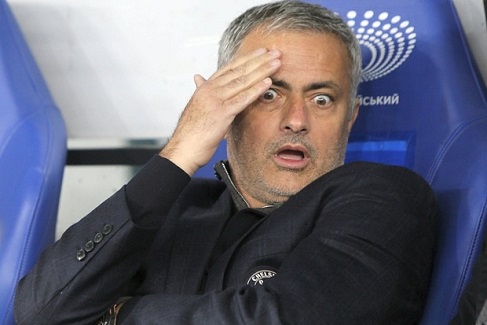 英超教练战术落后,英超教练临场指挥讲什么