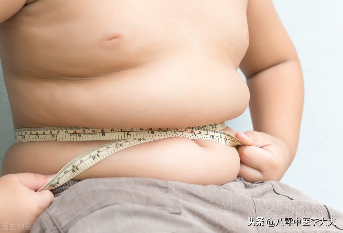 减肥没有捷径，只要对自己够狠心，一个月减重30斤，不是天方夜谭