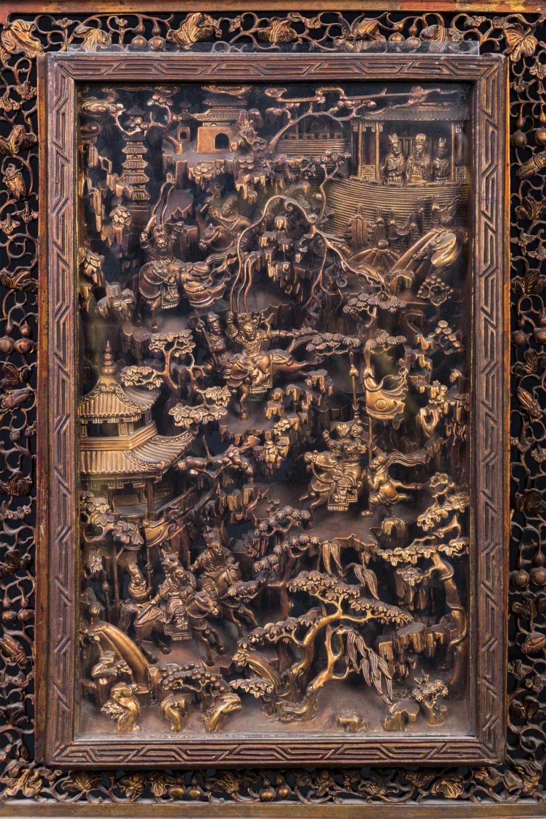 这个家具专场，几乎每年都是连拍带抢，漏太大了