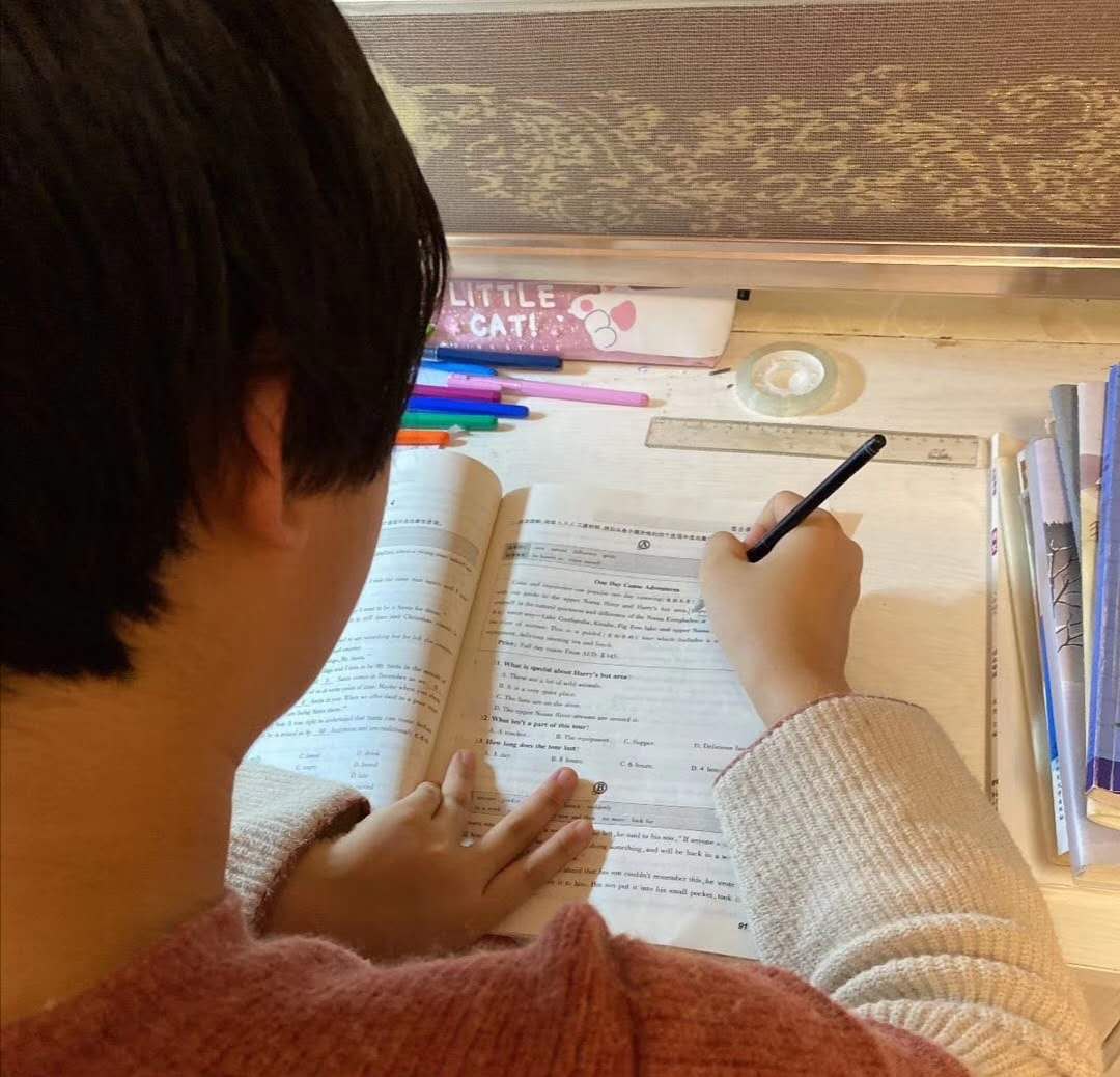 嗨爆云端的班会课，学生家长：老师的网课这么上真好，我还要