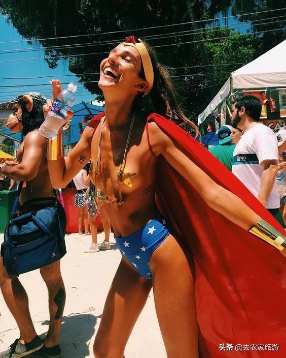 真实的巴西狂欢节,巴西惊艳沙滩狂欢节