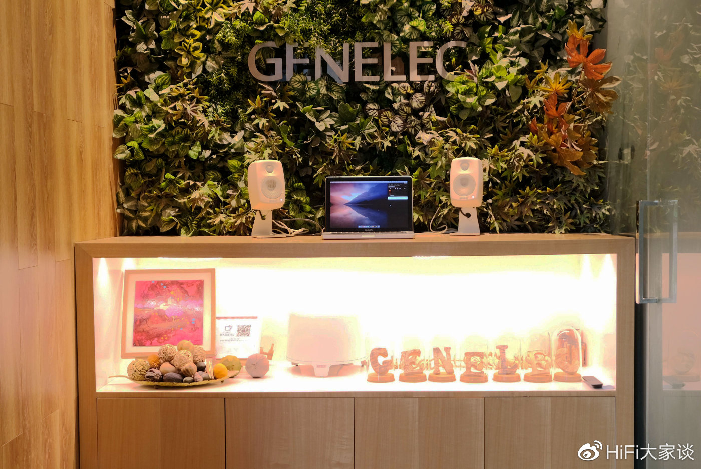 真力8361A真实聆听每一个细节，绝不放过任何瑕疵