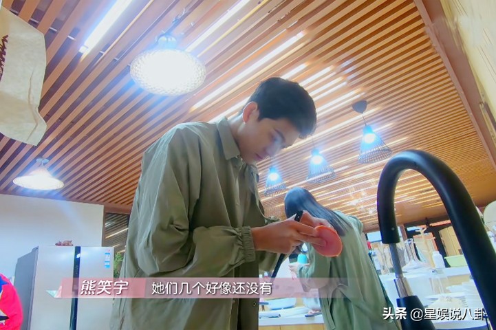 谈恋爱女生如何表达爱意,恋爱小技巧我喜欢你