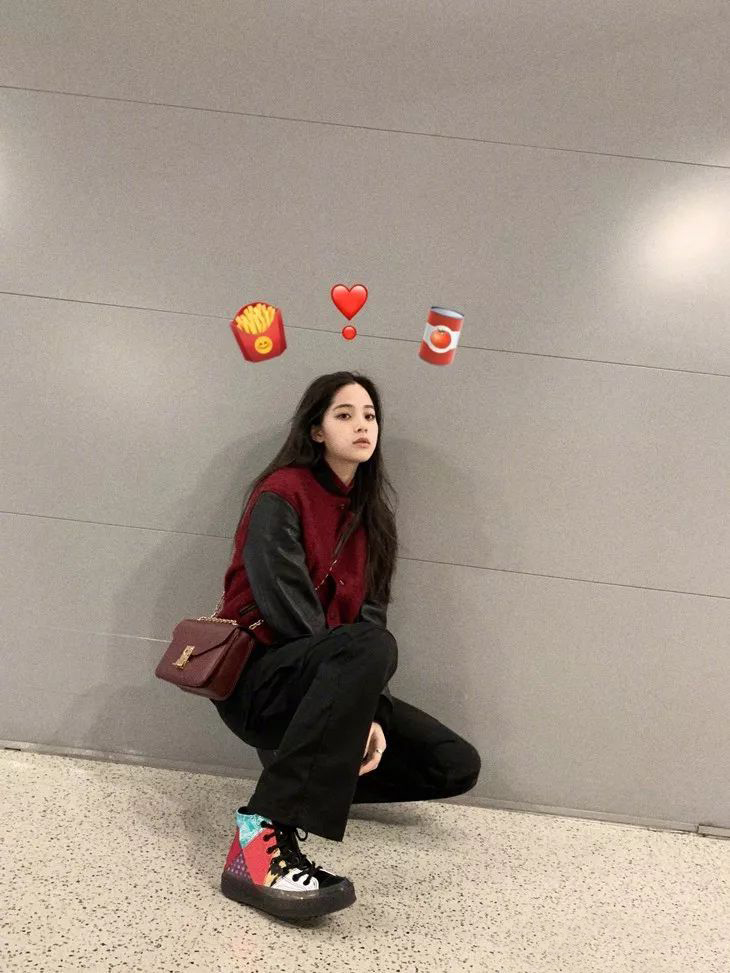 欧阳娜娜宋祖儿穿的潮流牌子,宋祖儿匡威