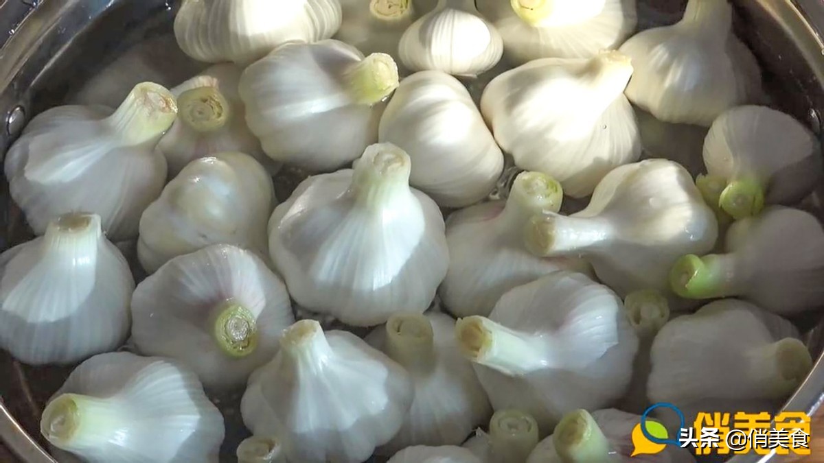 糖醋蒜的腌制方法最好吃,正宗糖醋蒜的腌制方法和配方