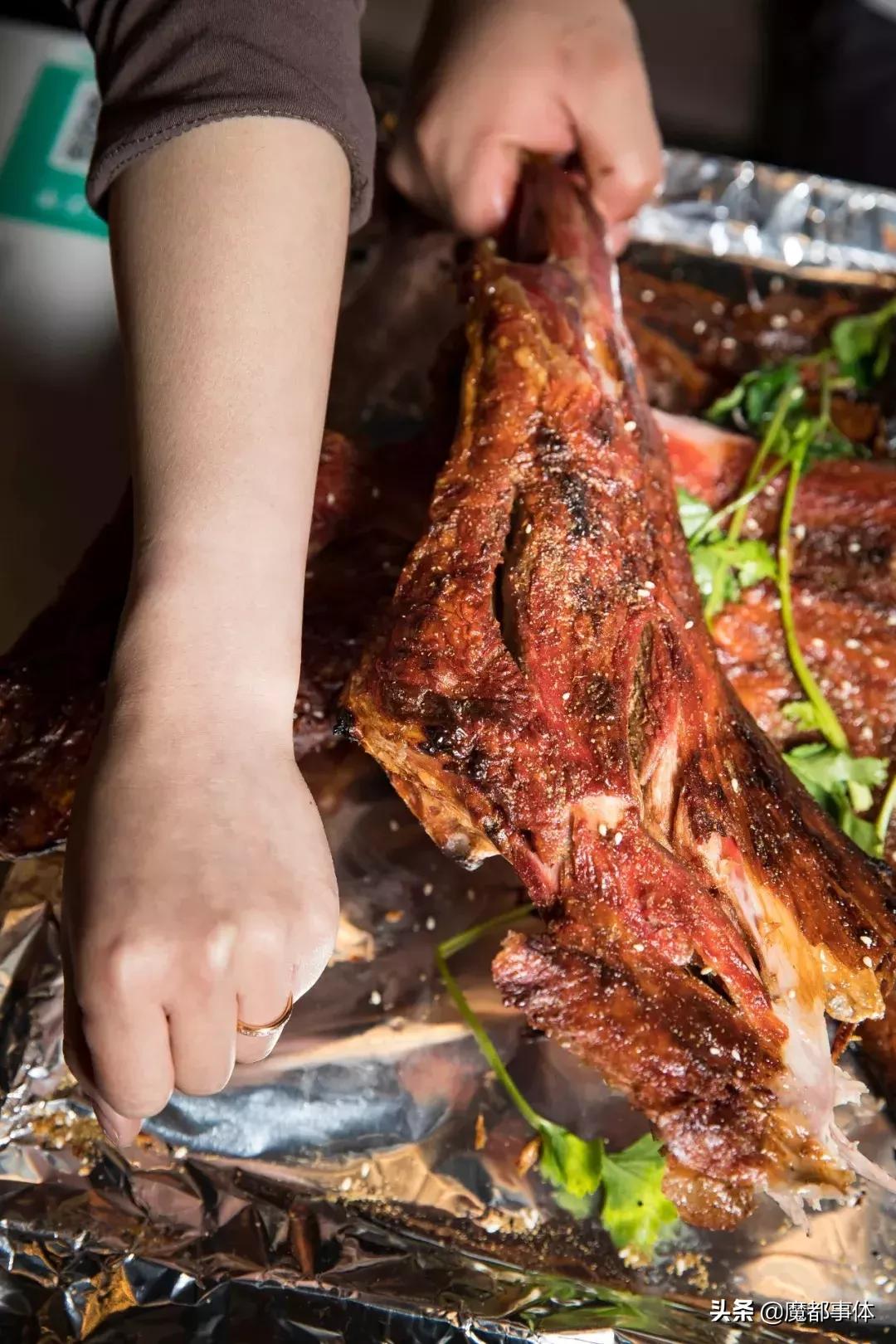 内蒙古秘汁烤全羊,烤全羊50斤