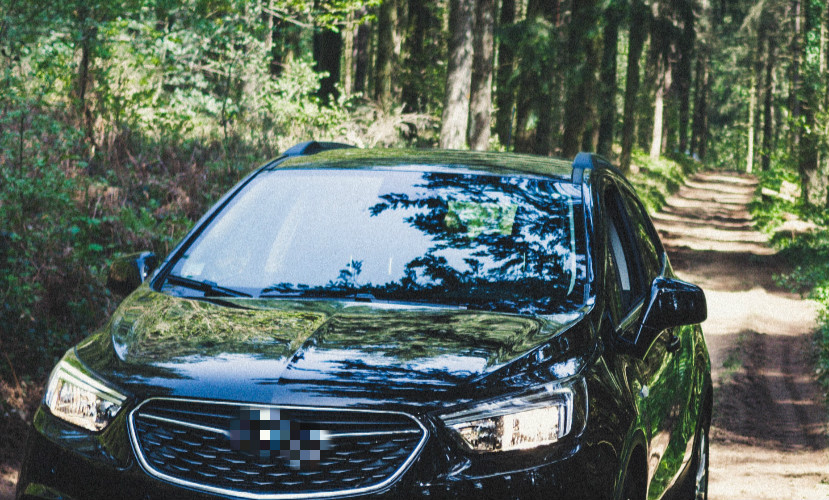 车膜起泡了有什么危害,车膜起泡痕迹的处理