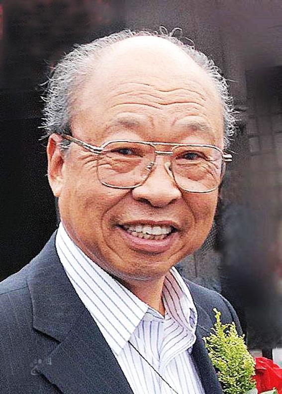 当代中国文坛第一快枪手，就是被称为“写作机器”的他