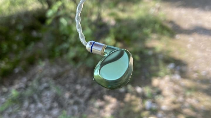 阿思翠天琴座限量版评测,天生丽质难自弃评语