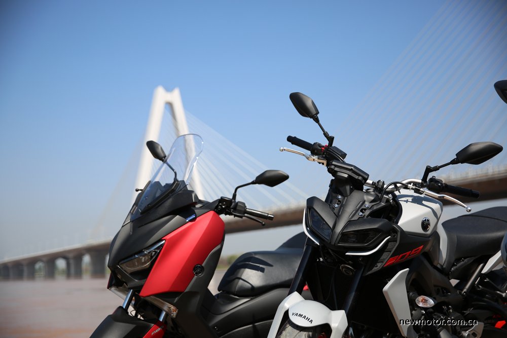 雅马哈mt-09三缸声浪,雅马哈mt09真实感受