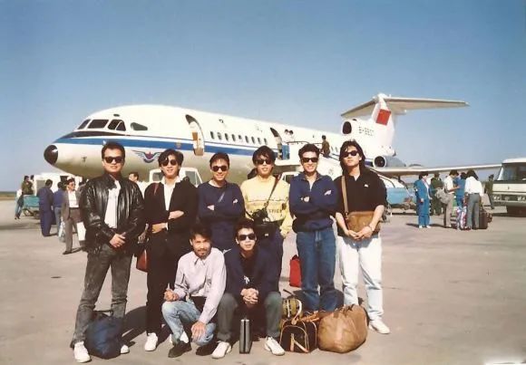 黄家驹十大经典金曲中文,黄家驹十大经典曲