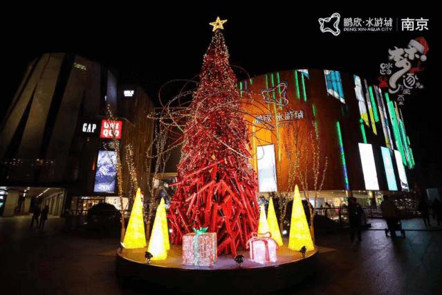 为了让你过好圣诞，他们把全世界搬进了购物中心