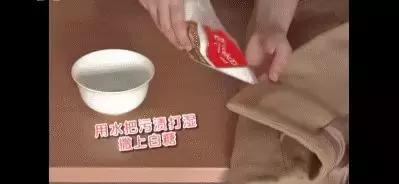 冬天的羊毛大衣怎么洗,冬天穿的衣服不洗怎么收拾