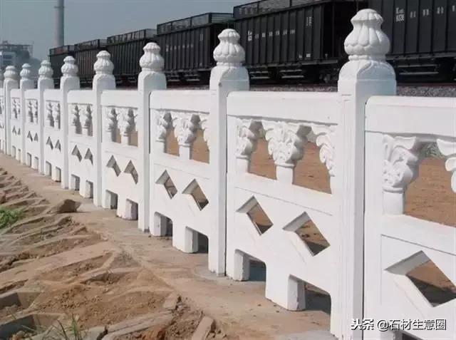 100种石材栏杆图片大全,汉白玉石柱栏杆多少钱一米